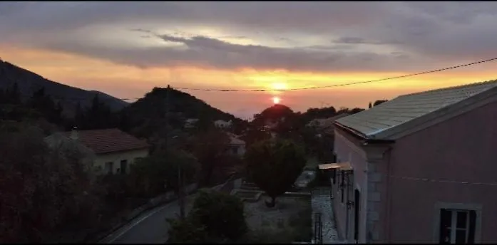Casa Sulla Montagna Case de vacanță